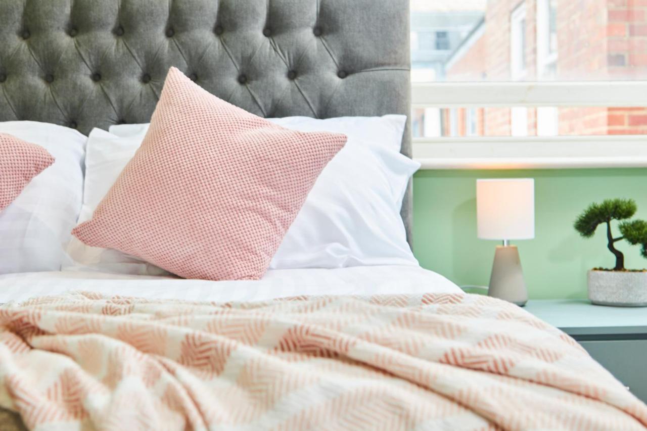 Stunning City Centre 3 Bed, 3 Bath - Sleeps 8! Apartment Leeds  Exterior photo